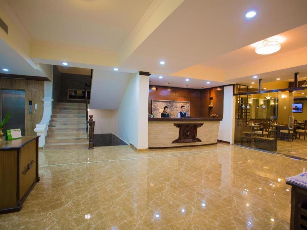 Da Yatra Courtyard Hotel & Resort Покхара Екстер'єр фото