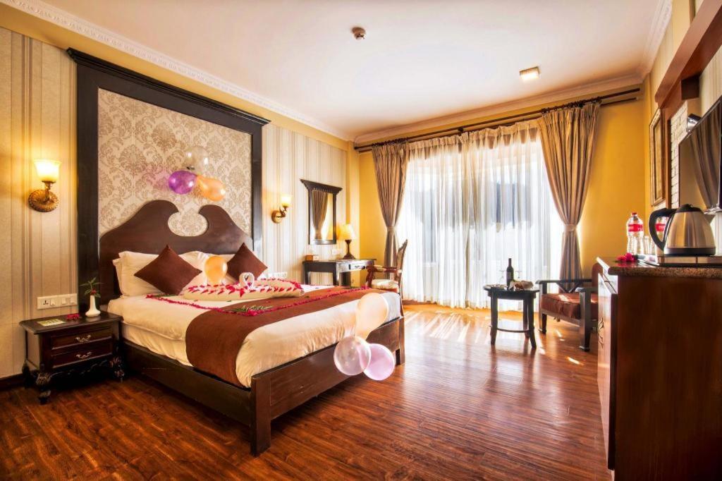 Da Yatra Courtyard Hotel & Resort Покхара Екстер'єр фото