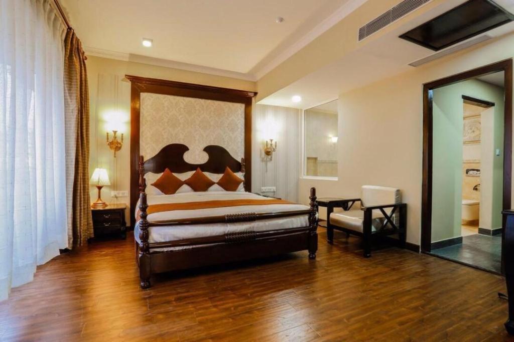 Da Yatra Courtyard Hotel & Resort Покхара Екстер'єр фото